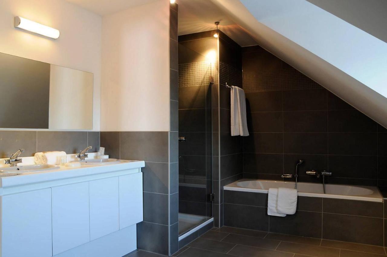 Hotel Salons De Vrede Ichtegem Bagian luar foto